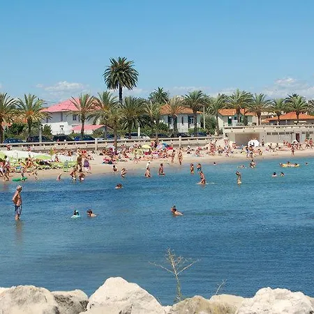 Angela Golfe Juan